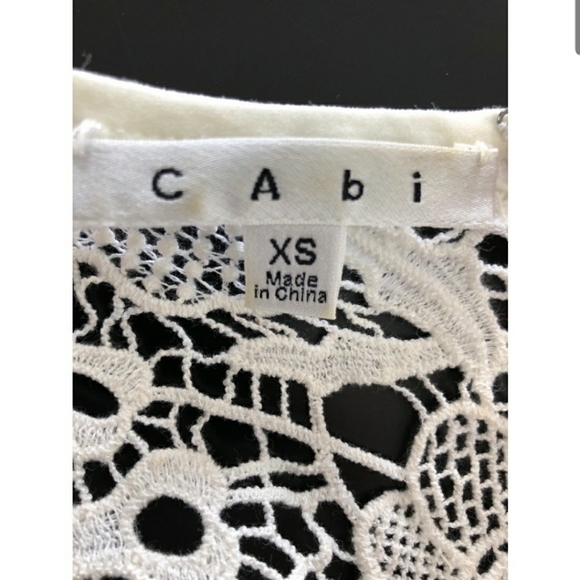 CAbi Style #800 Needlepoint Lace Peplum Shell Top - Picture 5 of 6